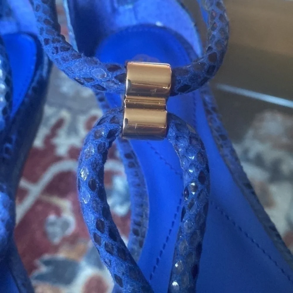 Wedge Isola straps shoes , leather in blue color, size 6.5